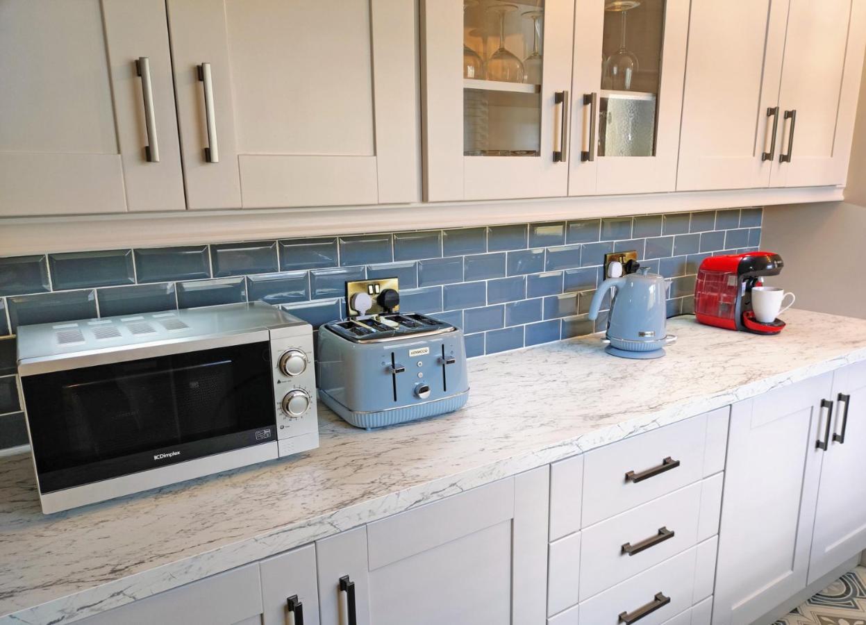 Tralee Townhouse Holiday Home By Trident Holiday Homes מראה חיצוני תמונה